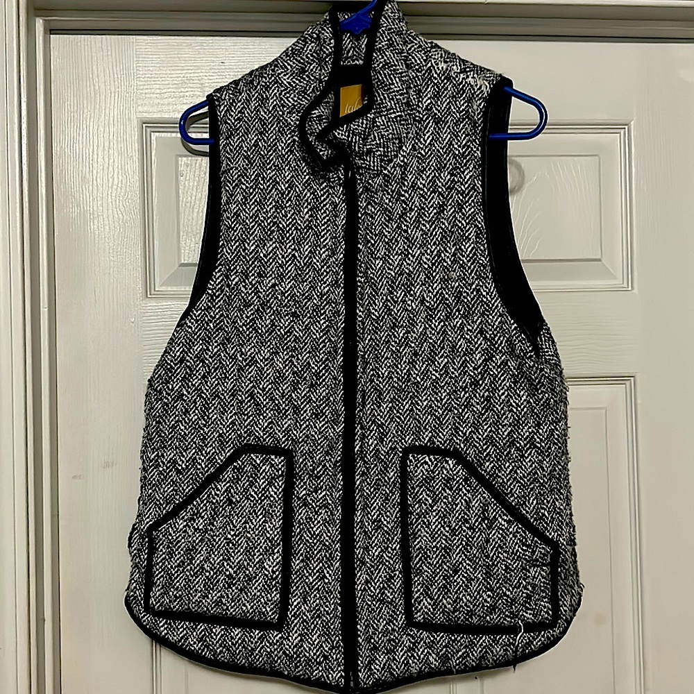 Takara vest and has never been worn!